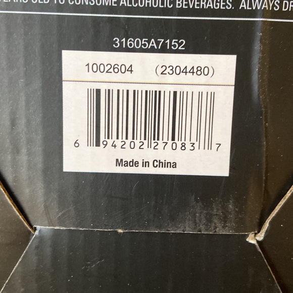 SHARPER IMAGE XL OVERSIZED WINE GLASS HOLDS AN ENTIRE BOTTLE OF WINE NEW - Picture 6 of 9